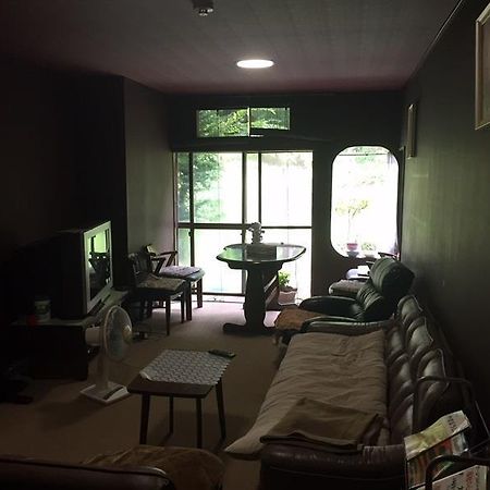 Minshuku Yuraku Hotell Aoki Exteriör bild